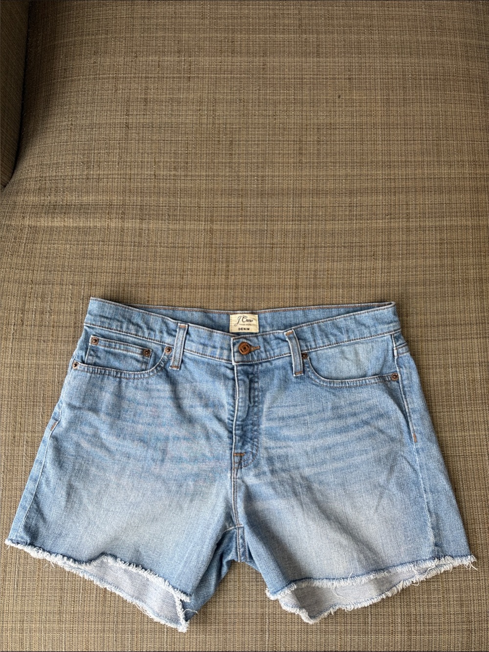 J. Crew Light Wash Denim Frayed Hem Shorts Sz 29